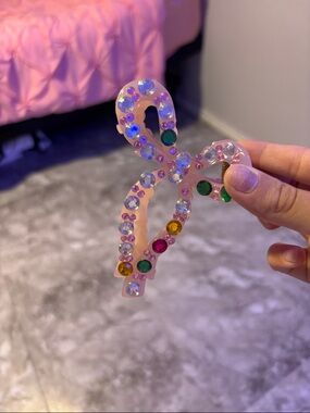 Amazon Pink Rhinestone Bow Hair Clip with Multicolor Gems
